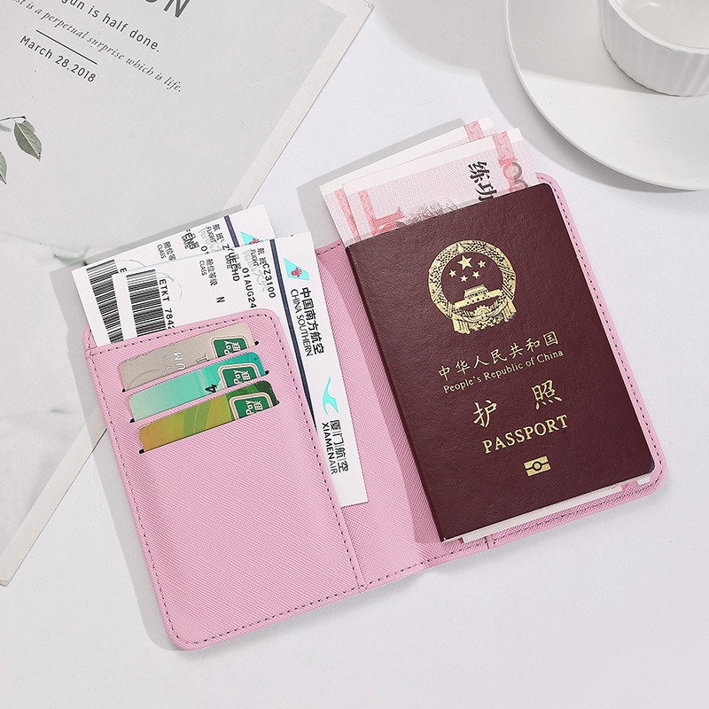 Hello Kitty Dames Paspoorthoes - Travel Accessories India recensie en prijs